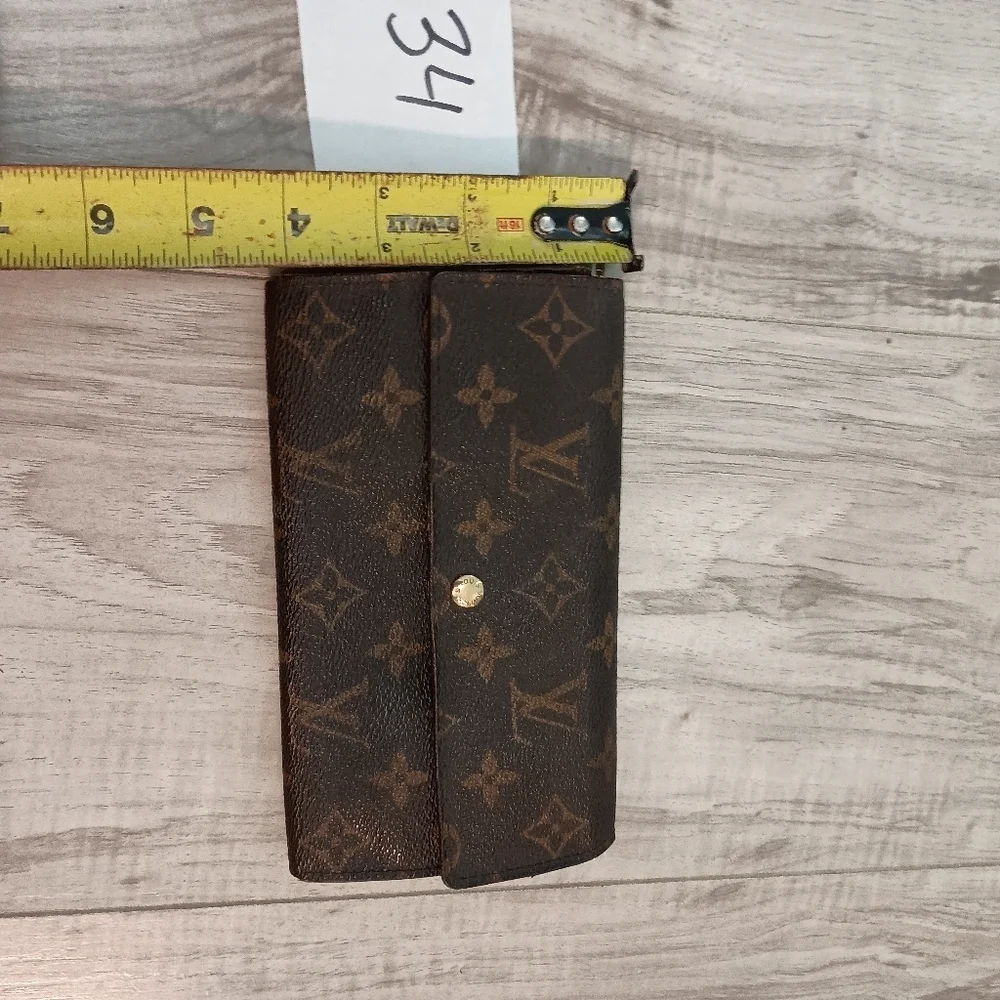 Louis Vuitton Monogram Sarah Long Wallet